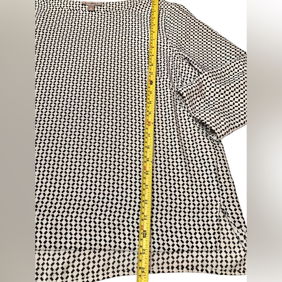 EUC-Sz XL Roz & Ali Top - Picture 2 of 5